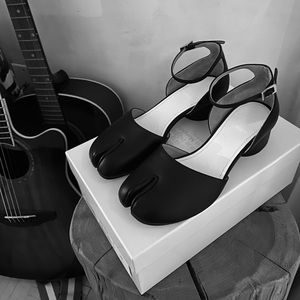 SOLD 📵 Maison Margiela Tabi Mary Jane Style